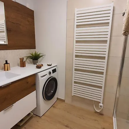Luxuriöse Wohnung mit Garten&Terrasse in Seenähe Gmunden Exterior foto