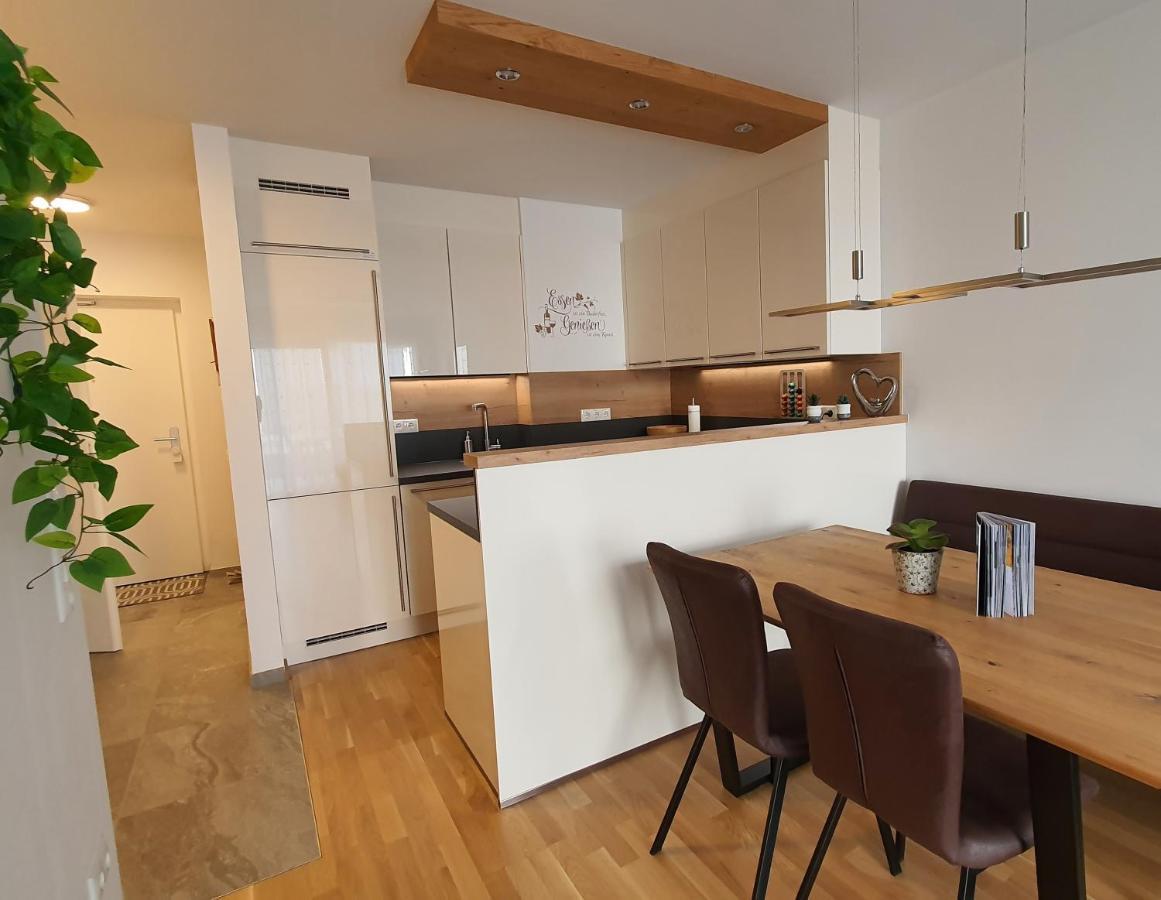 Apartment Luxurioeses Mit Garten & Terrasse In Der Naehe Vom Im Schoenen Salzkammergut Gmunden